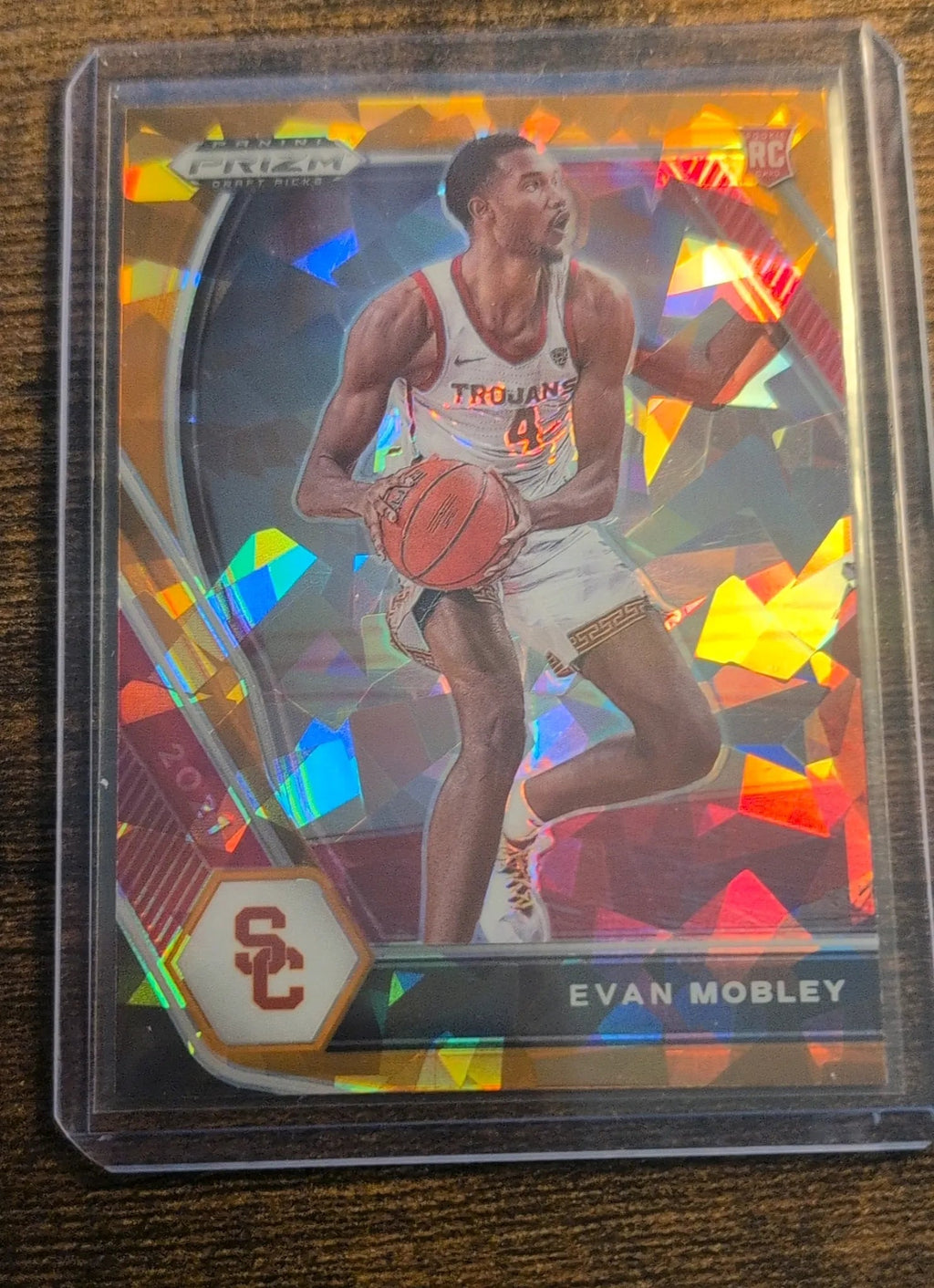 2021 Panini Prizm Draft Picks Evan Mobley Cracked Ice RC #2 Front
