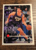 1999-00 Upper Deck MVP Peja Stojaković #141 Front