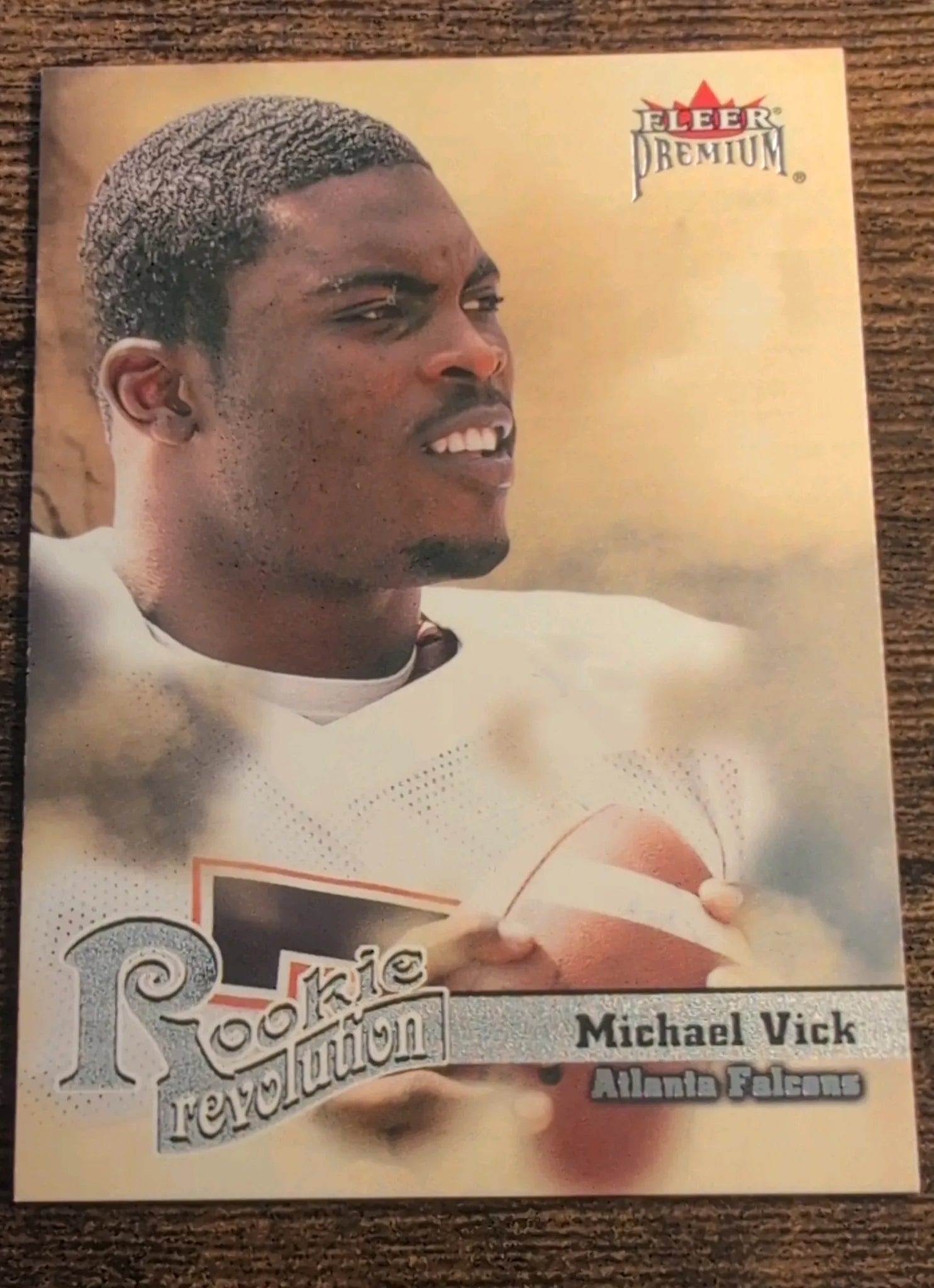 2001 Fleer Premium Rookie Revolution Michael Vick front