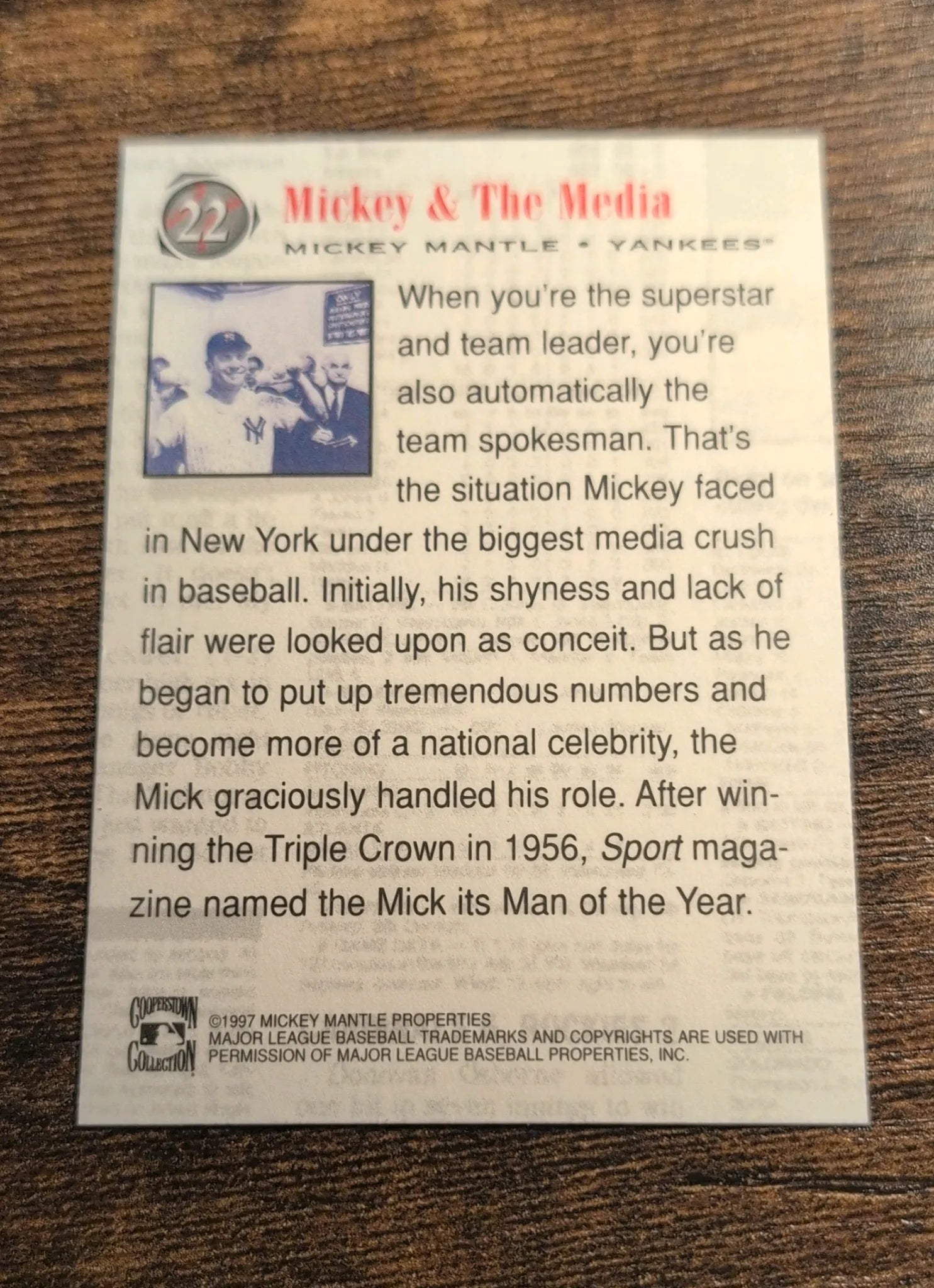 1997 Cooperstown Collection Mickey Mantle Mickey & The Media #22 - Back