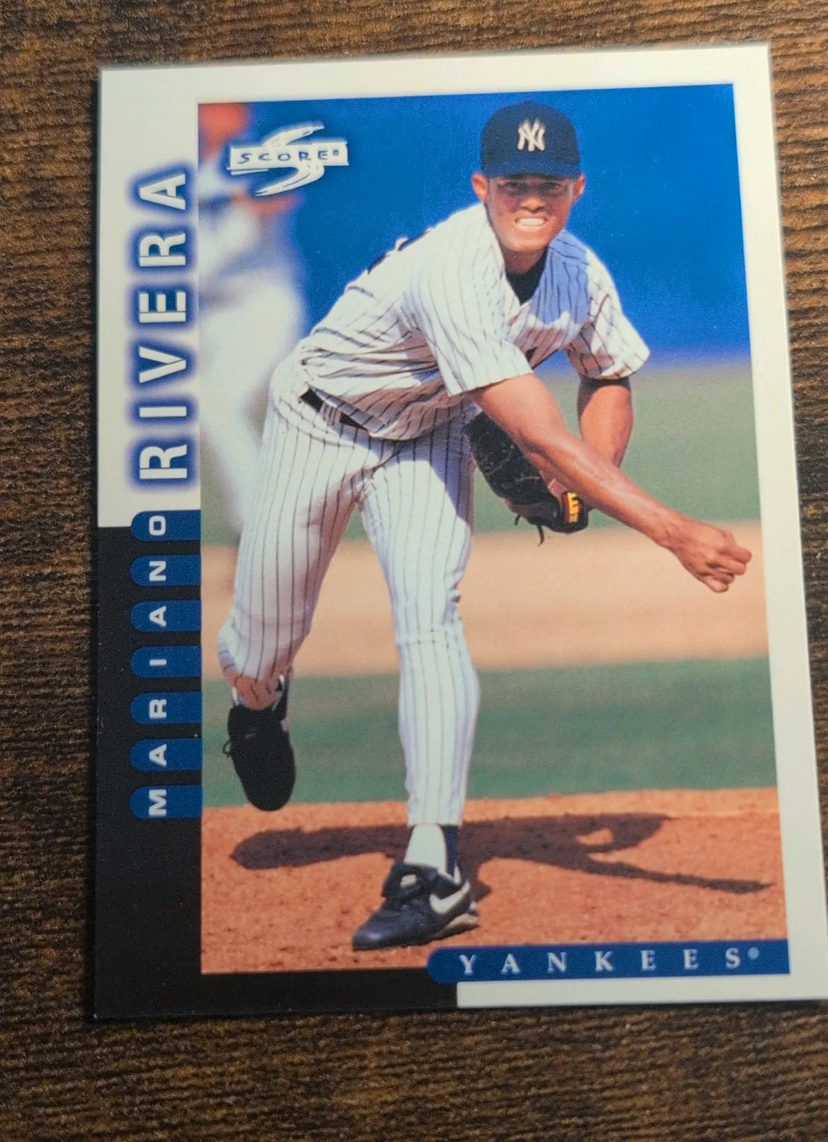 1998 Score Mariano Rivera #113 - Yankees - Raw NM
