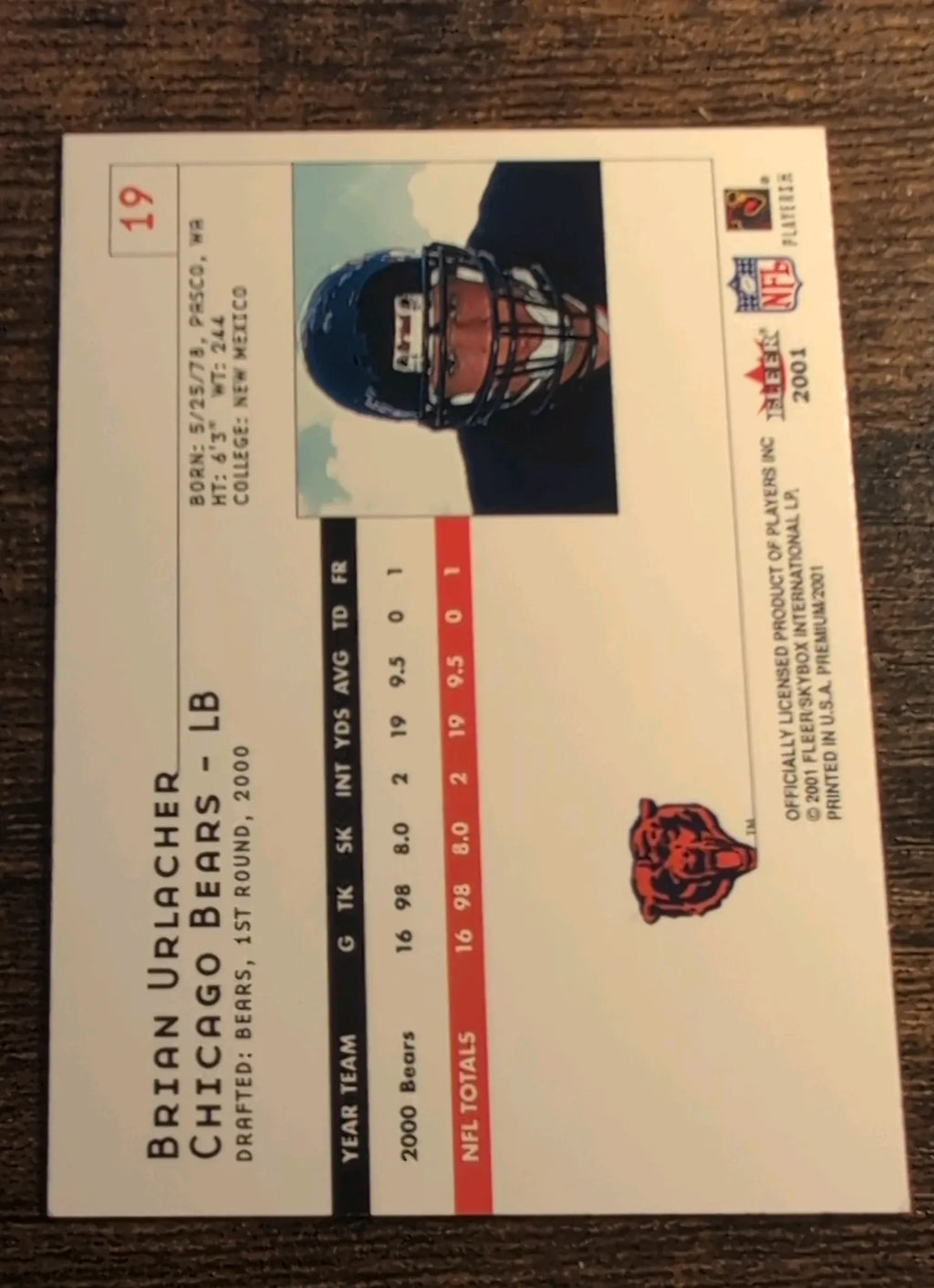 2001 Fleer Premium Brian Urlacher #19
