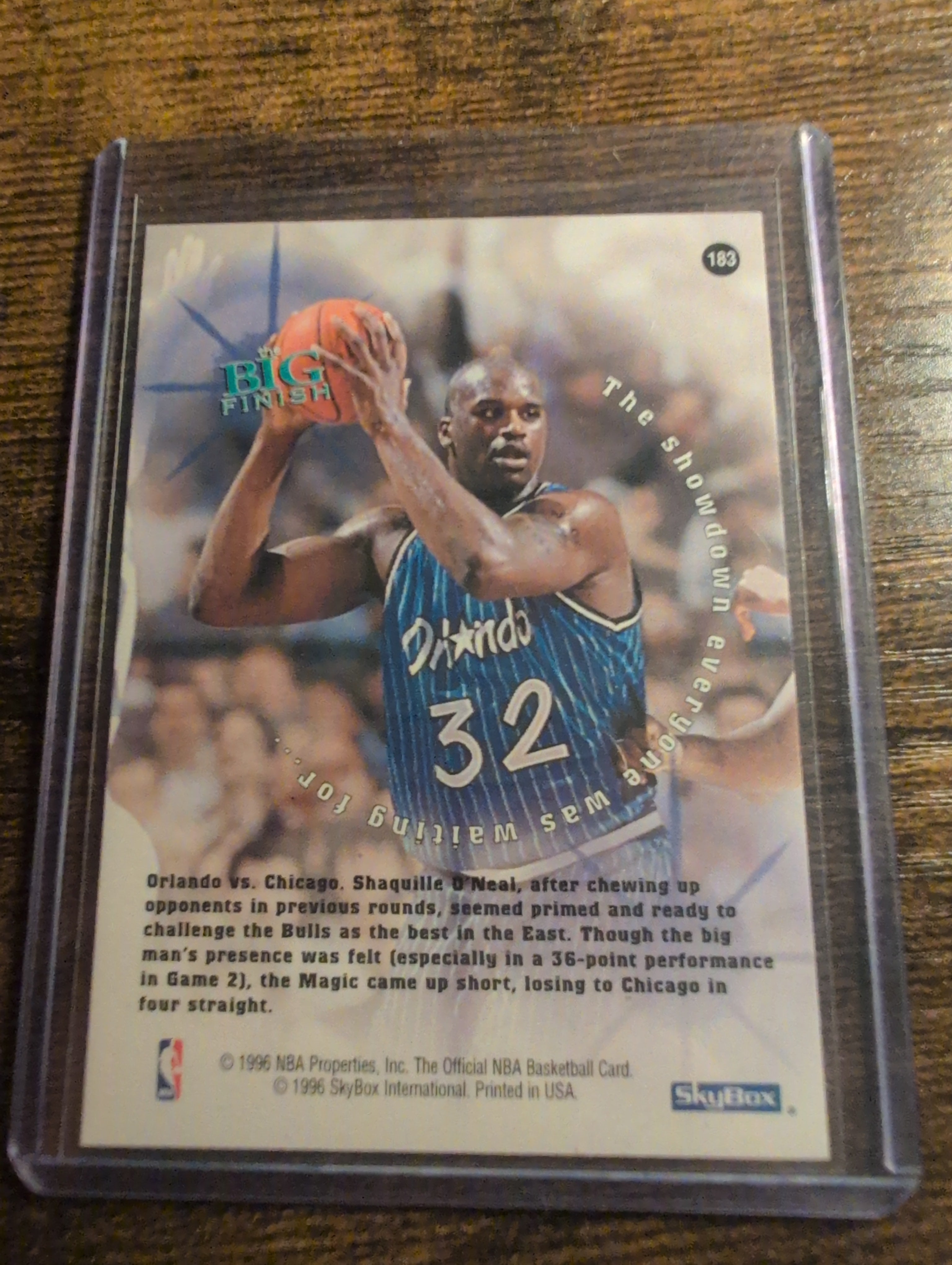 1996 NBA Hoops Shaquille O'Neal The Big Finish #183 - Back