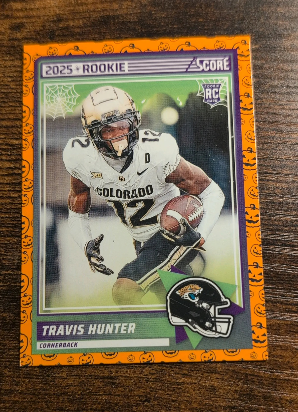 2025 Panini Score Travis Hunter RC #20 Halloween Pumpkin Border